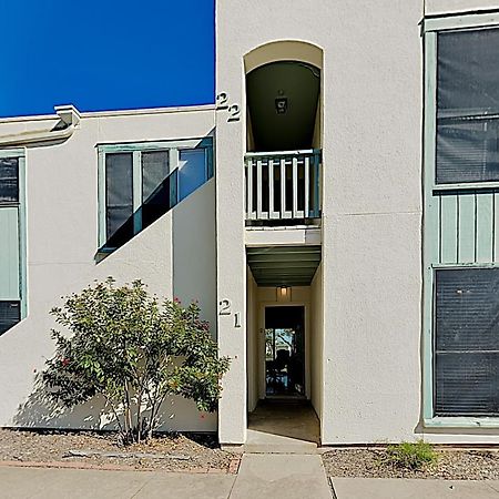 Fulton Beach Condos ロックポート 部屋 写真