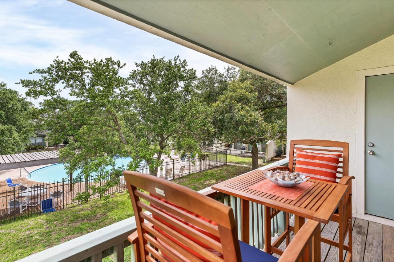 Fulton Beach Condos ロックポート エクステリア 写真