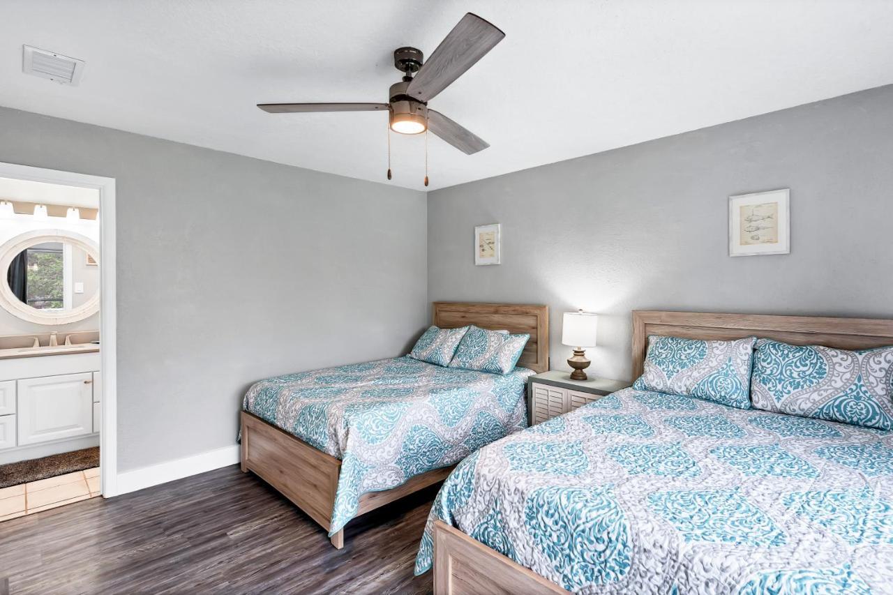 Fulton Beach Condos ロックポート エクステリア 写真