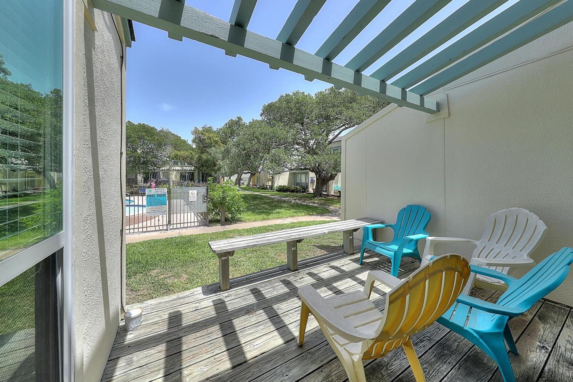 Fulton Beach Condos ロックポート 部屋 写真
