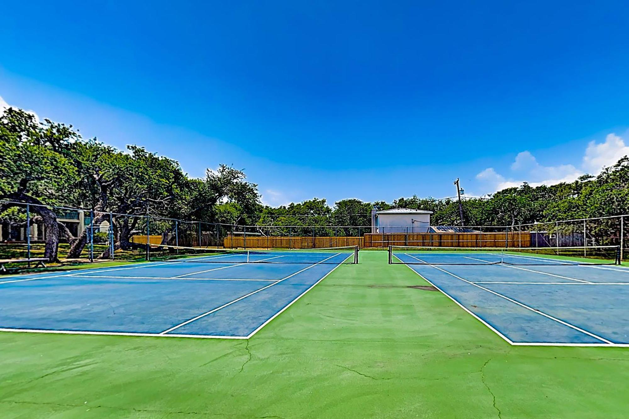 Fulton Beach Condos ロックポート 部屋 写真