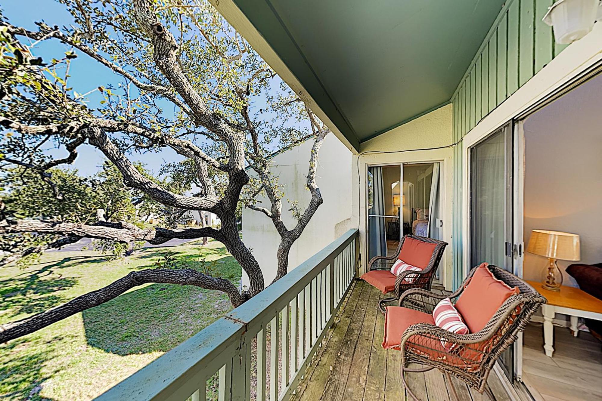 Fulton Beach Condos ロックポート 部屋 写真